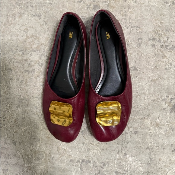 Zara Leather Women's Burgundy Ballet Flats with Gold Accent - Picture 3 of 8